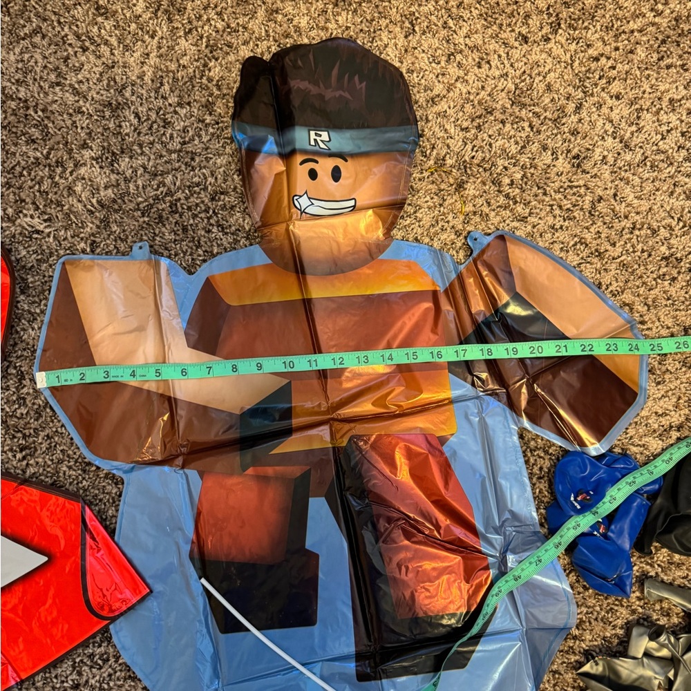 Red and Blue Inflatable Roblox - Picture 5 of 8